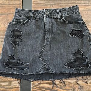 Hollister black denim skirt